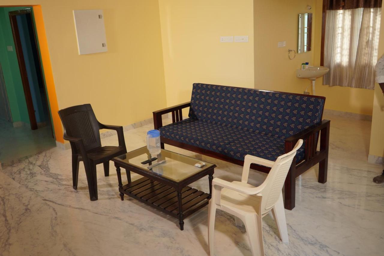 Ssk Home Stay Pondicherry Esterno foto