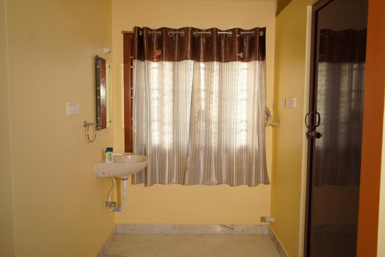 Ssk Home Stay Pondicherry Esterno foto