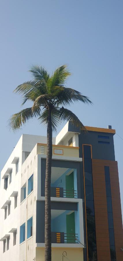 Ssk Home Stay Pondicherry Esterno foto